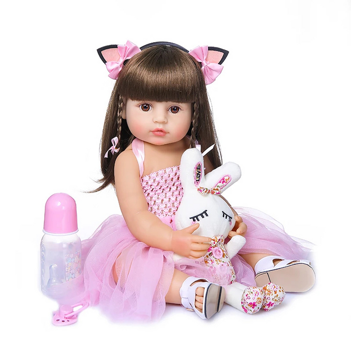 Bebê Reborn Helena 50cm, boneca realista de silicone macio com olhos vivos, roupa, chupeta e pelúcia. Perfeita para crianças 3+, estimula criatividade e carinho!