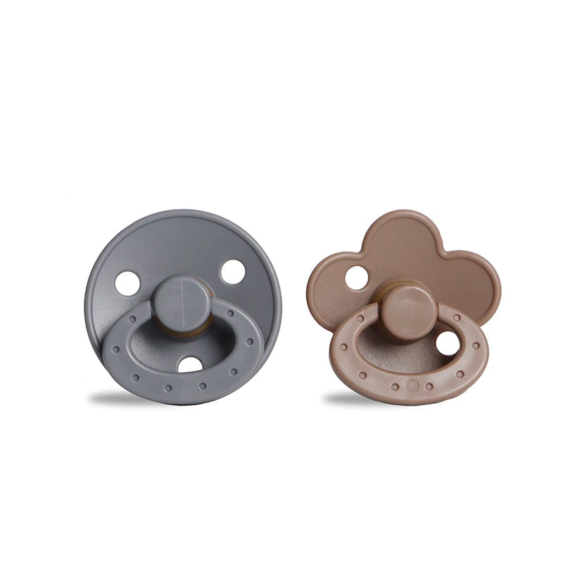 Chupeta ModaBebê em silicone grau alimentício, anatômica e livre de BPA, kit com 2 peças seguras e confortáveis para bebês.
