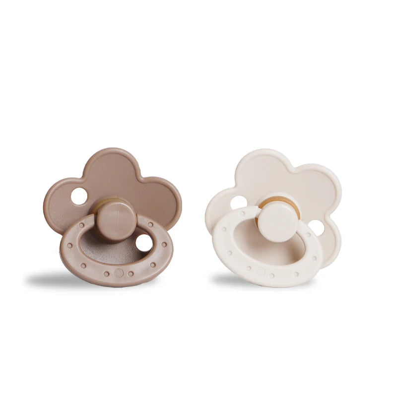 Chupeta ModaBebê em silicone grau alimentício, anatômica e livre de BPA, kit com 2 peças seguras e confortáveis para bebês.