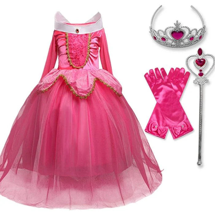 Fantasia Aurora Bela Adormecida com vestido, coroa, luva e varinha, em poliéster, algodão e voil. Perfeita para crianças, combina magia e conforto em aventuras!