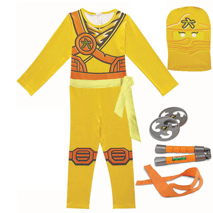 Fantasia Ninjago Edição Especial, em poliéster, perfeita para crianças em aventuras mágicas. Ideal para festas e brincadeiras, combina estilo e imaginação com qualidade!