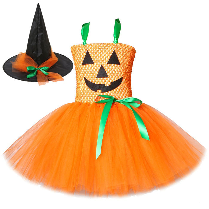 Fantasia Infantil Abóbrinha Encantada com vestido e chapéu, em tule, nylon e poliéster. Perfeita para crianças em festas de Halloween, com design mágico e encantador!