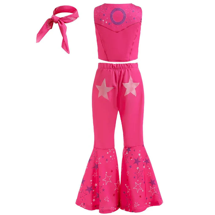 Fantasia Infantil Barbie com peruca, chapéu, óculos, lenço e bolsa, em poliéster e malha. Perfeita para crianças, combina glamour e conforto em aventuras mágicas!