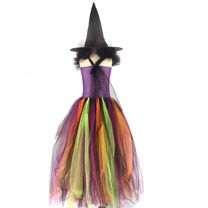 Fantasia Infantil Bruxinha Colorida com vestido e chapéu, em tule, voil e nylon. Perfeita para crianças, ideal para Halloween e festas com design encantador e mágico!