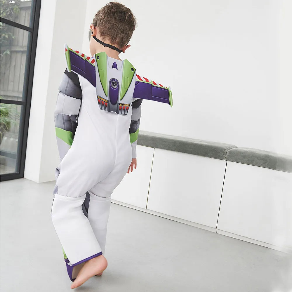 Fantasia Infantil Buzz Lightyear, em poliéster, perfeita para crianças em aventuras espaciais mágicas. Ideal para festas e brincadeiras, combina estilo e conforto!