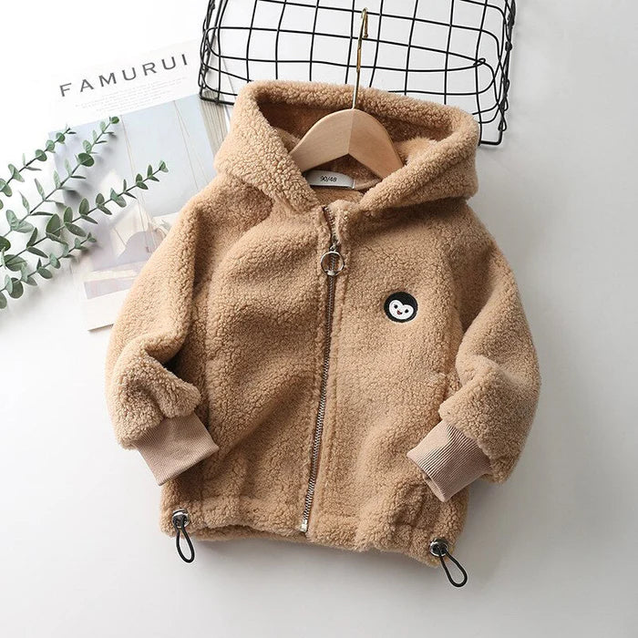 Jaqueta Infantil em Algodão com Capuz, quente e estilosa, com forro de pelúcia e isolamento térmico. Perfeita para crianças no inverno, confortável e durável!