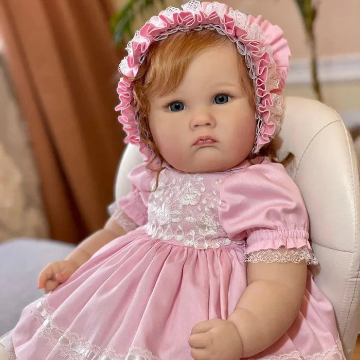 Bebê Reborn Malu, boneca realista de 1,4kg com corpo macio, olhos abertos, cabelo enraizado e acessórios. Perfeita para crianças 3+, traz ternura e magia!