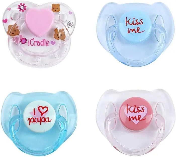 Kit 4 Chupetas Magnéticas para Boneca Reborn 9-20", com estampas coloridas e ímãs seguros. Em plástico e PVC, perfeito para crianças 14+ e colecionadores, fácil de usar!