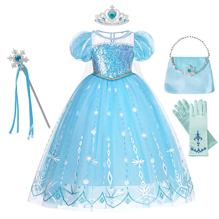 Fantasia Infantil Cinderela Especial com vestido, varinha, bolsa, coroa e luva, em poliéster e malha. Perfeita para crianças, combina magia e conforto em aventuras!