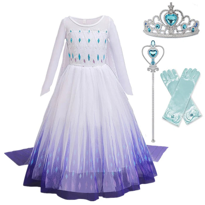 Fantasia Infantil Elsa Frozen com vestido, varinha, coroa e luva, em poliéster e viscose. Perfeita para crianças, combina magia e conforto em aventuras encantadas!