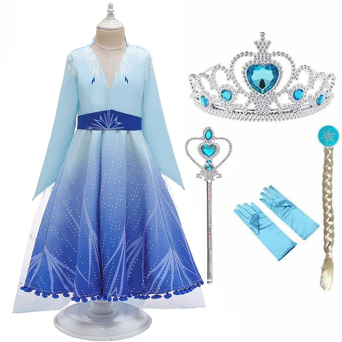 Fantasia Infantil Elsa Frozen Premium com vestido, coroa, varinha, cabelo e luva, em algodão e poliéster. Perfeita para crianças, combina magia e conforto em aventuras!