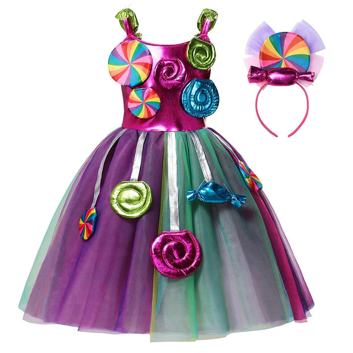 Fantasia Infantil Mágica de Doce com vestido e tiara, em poliéster e algodão. Perfeita para crianças, combina conforto e estilo em brincadeiras e festas mágicas!