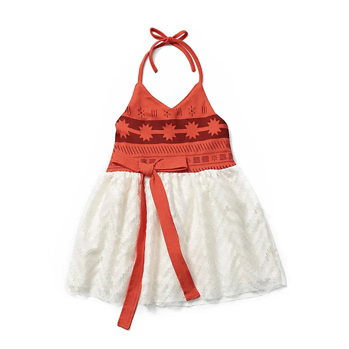 Fantasia Infantil Moana Bebê com vestido, colar e flor, em poliéster e algodão. Perfeita para bebês, combina conforto e estilo em festas e momentos especiais!