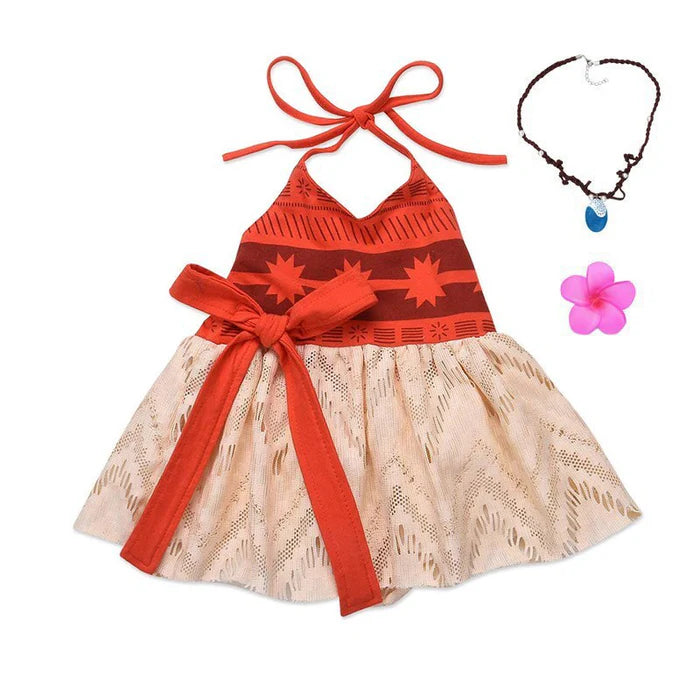 Fantasia Infantil Moana Bebê com vestido, colar e flor, em poliéster e algodão. Perfeita para bebês, combina conforto e estilo em festas e momentos especiais!