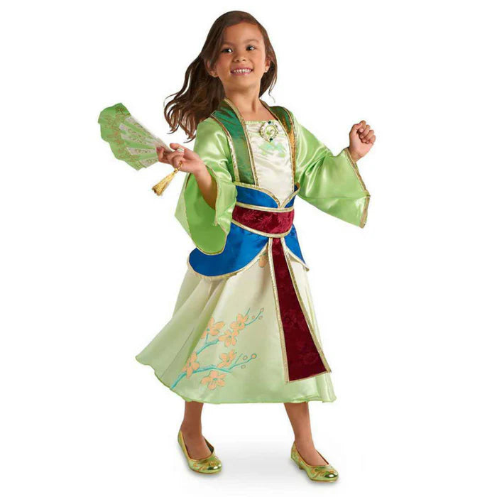 Fantasia Infantil Mulan A Lenda Continua, em poliéster, perfeita para crianças em aventuras mágicas. Ideal para festas e brincadeiras, combina estilo e conforto!