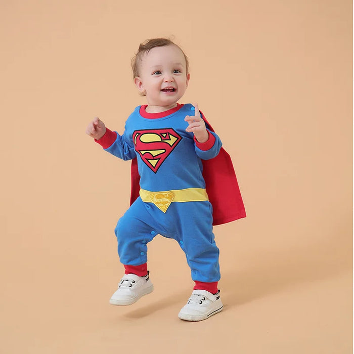 Fantasia Infantil Pequeno Herói Super-Homem com macacão em algodão. Perfeita para crianças, ideal para brincadeiras e festas, com design de super-herói confortável!